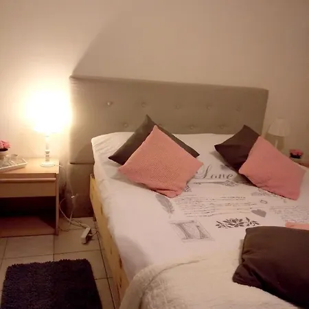 2 Bedrooms With View And Wifi At Spa