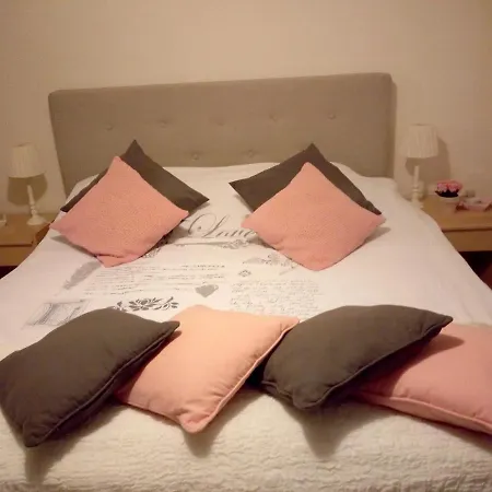 2 Bedrooms With View And Wifi At Appartement